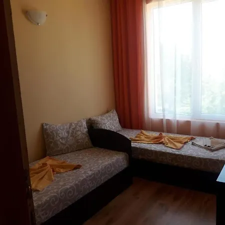 Denz Guest house *